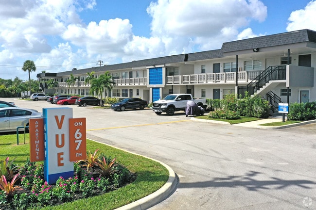 Community Entrance - Vue on 67th Rental