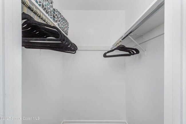 Photo - 115 Seminole Ave W Unit 204