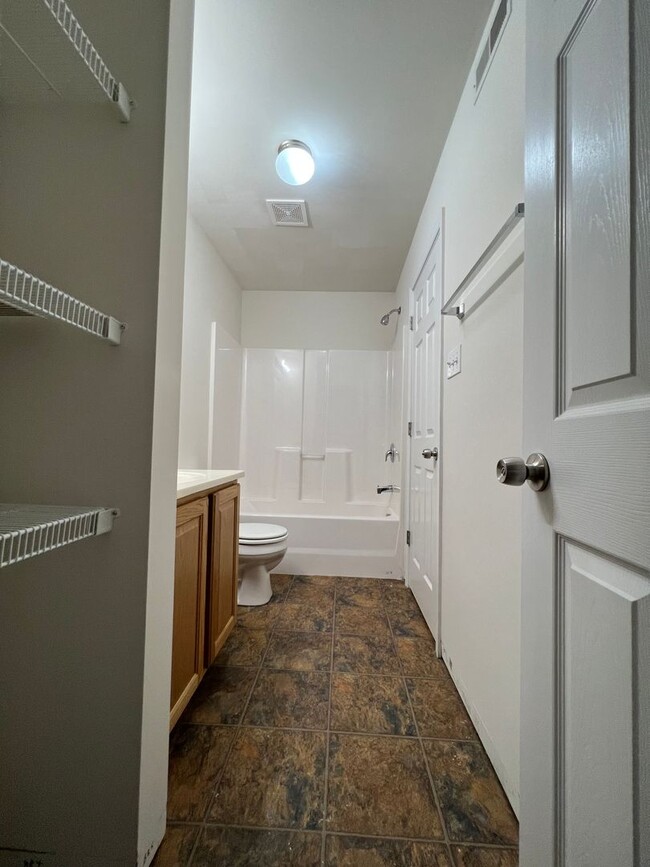 Photo - Beautiful Home on 5 Acres just north of Wa... Unit 11429 High Plains
