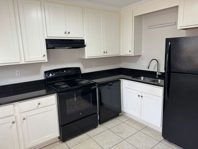 Photo - Brookwood Towns Apartment Homes