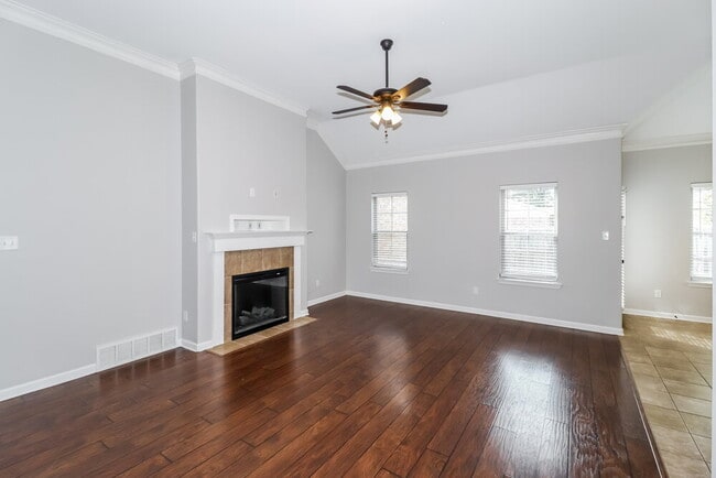 Photo - 45 Green Hills Dr