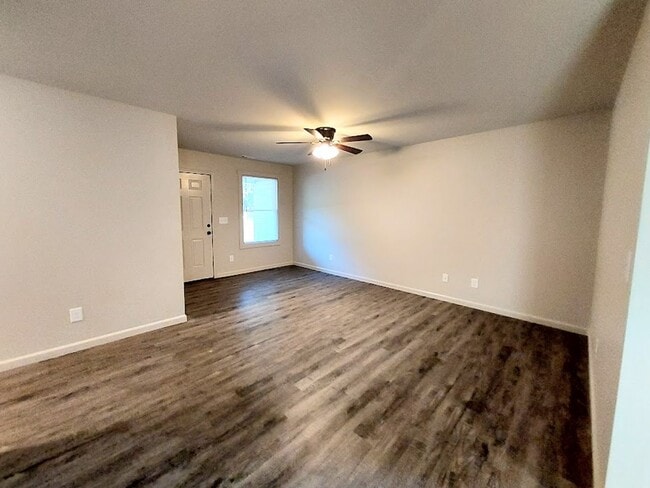 Photo - 8 Stephanie Dr Unit 8B Stephanie