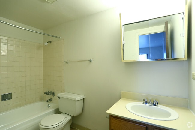 Thornwood Apartments