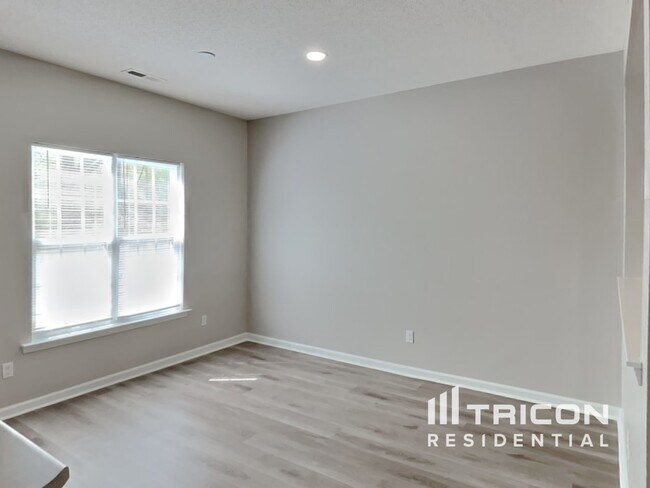 Photo - 5012 Chipstone Dr