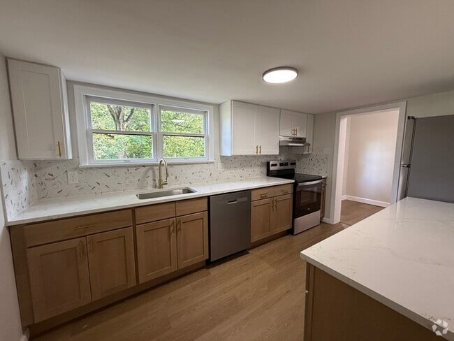 Building Photo - 259 Telegraph Rd Rental