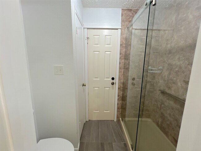 Building Photo - 22206 Silver Morning Ct