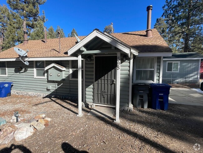 Building Photo - Cute 1 Bedroom in Big Bear Lake Rental