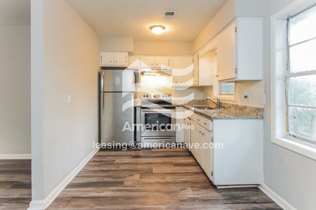 1251 Bismark Dr