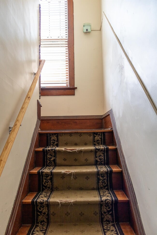 Photo - 714 Iowa Ave