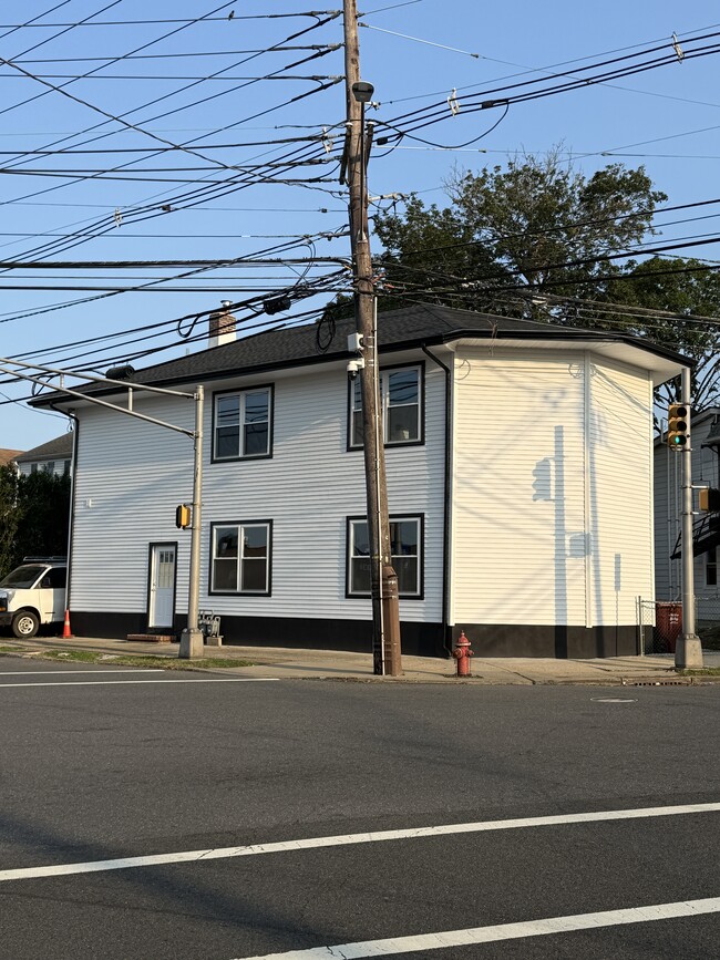 Building Photo - 646 Passaic Ave Unit 1 Rental