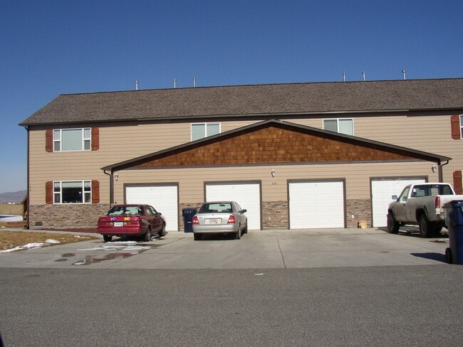 Building Photo - NOR1115 Unit 1115D Rental