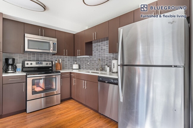 Photo - 10595 Main St Unidad FL4-ID715