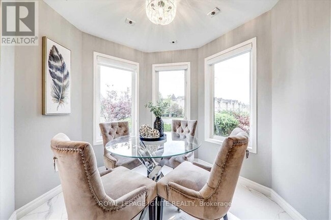 Photo - 19 Rosebank Dr