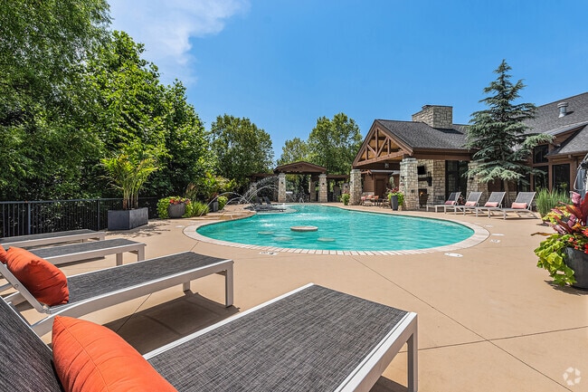 Building Photo - Highlands Lodge Rental