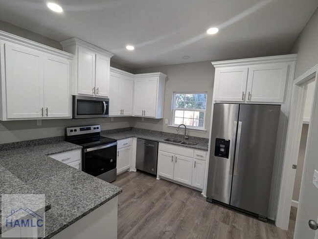 Photo - 277 Myrtle Ave