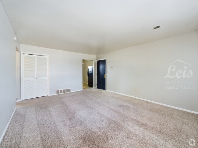 Building Photo - 403 N Owens Dr Unit Apt A