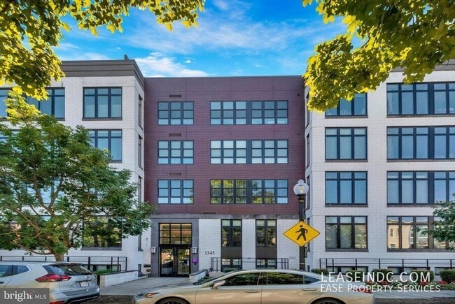 Building Photo - 1345 K St SE Unit #107