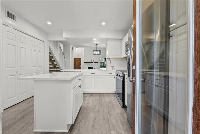 Photo - 16532 Holly Trail Dr