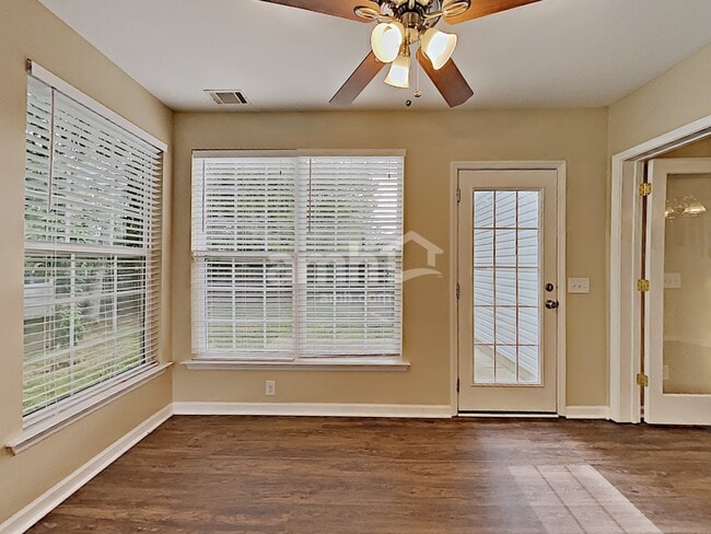 Photo - 2227 Joann Dr