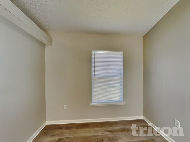 Photo - 4350 Jillian Dr