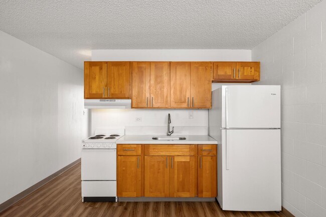 Photo - 2122 Lime St