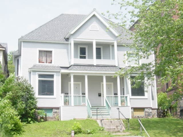 Building Photo - 221 3RD St Unit A Rental