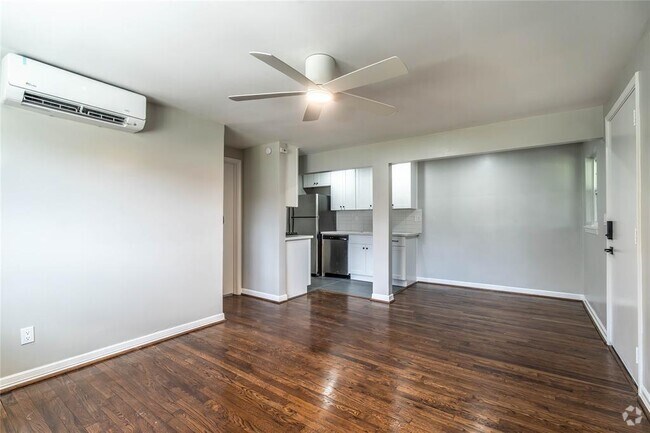 Building Photo - 1602 Bonnie Brae St Unit 2 Rental