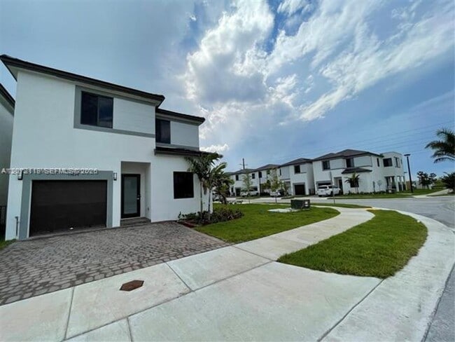 Photo - 13624 SW 158th Ave