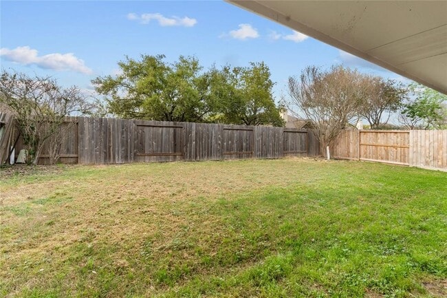 Photo - 15323 Redbud Berry Way