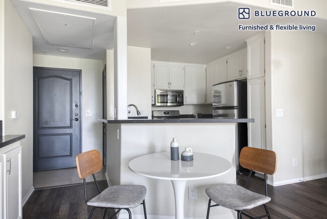 Photo - 114 N Doheny Dr Unit SI FL2-ID1033