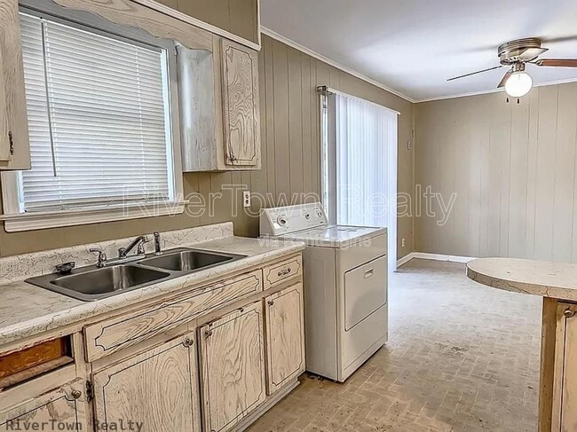 Photo - 2644 Courtney Dr