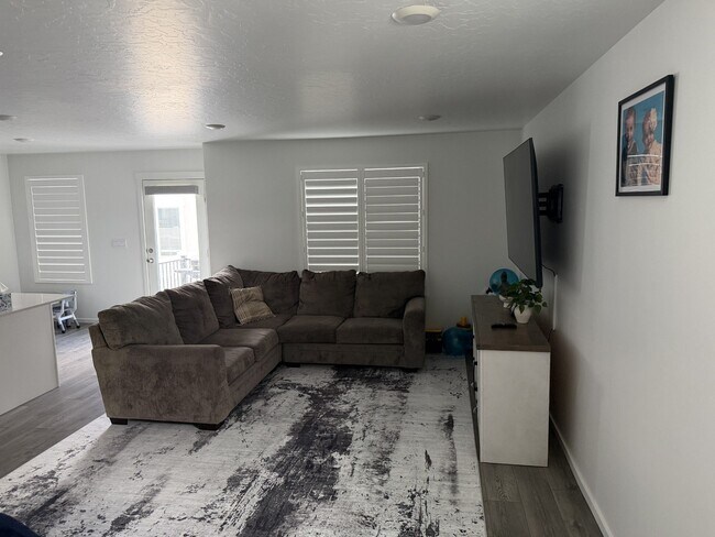 Photo - 3826 S Landmark Ln