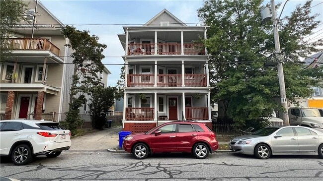 Building Photo - 38 Atlantic Ave Unit 2