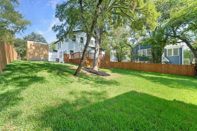 Photo - 3301 Duval St