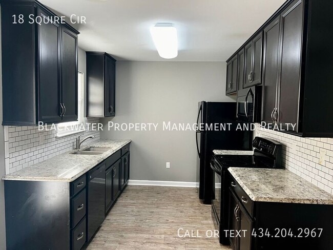 Photo - 18 Squire Cir