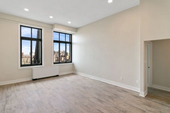 Photo - Fyfe Apartments