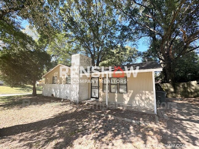 Photo - 1928 Willow Wood Ave House