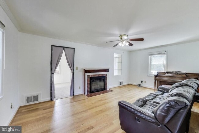 Photo - 4600 Jones Bridge Rd