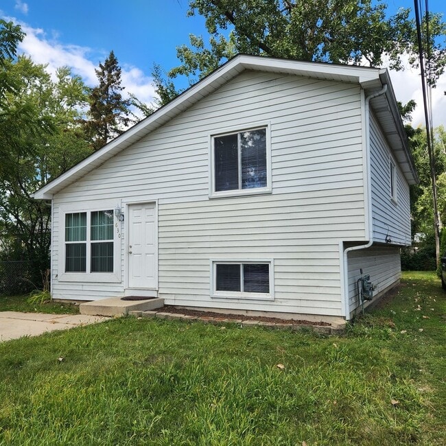 Building Photo - 630 Morningside Dr Rental