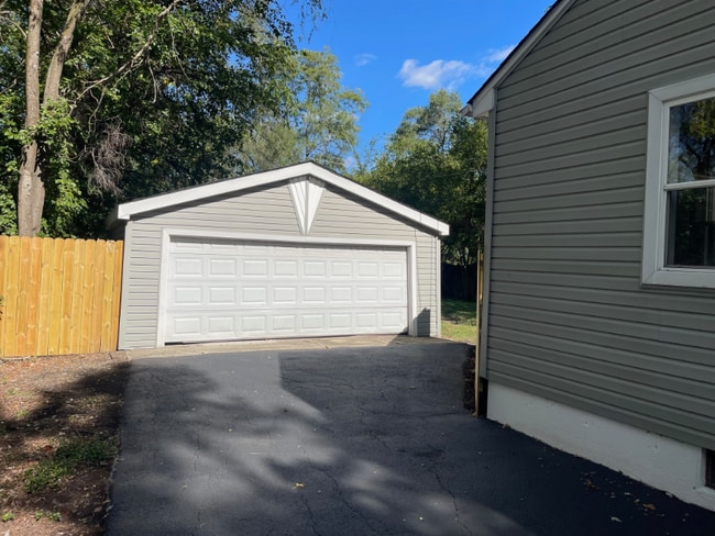 Photo - 1807 221st St