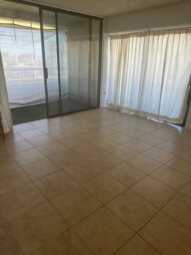 Photo - 2333 Kapiolani Blvd Unit 1517