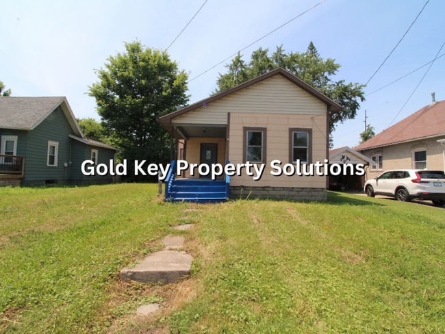 Photo - MUNCIE Updated 2 BR 1 BA House with New Kitchen Appliances (SECTION 8 APPROVED)