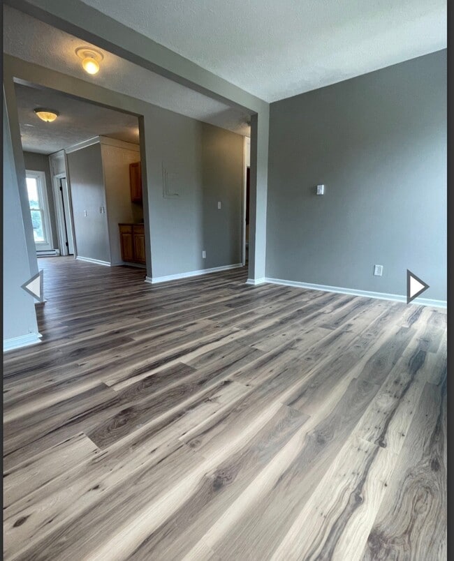 Photo - 210 W Main St Unit 3