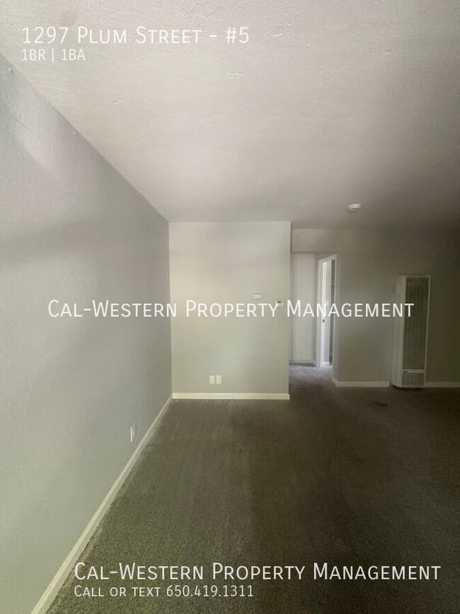Photo - 1297 Plum St Unidad #5