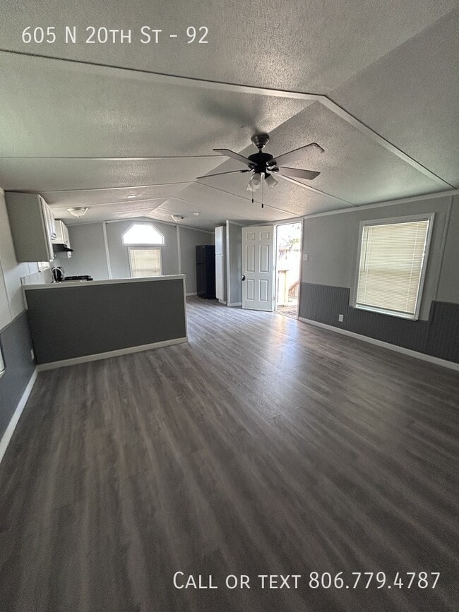 Photo - 605 N 20th St