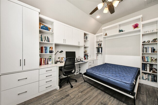 Photo - 2206 Forest Trace Ln