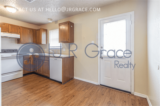 Photo - 5835 Shadydell Dr