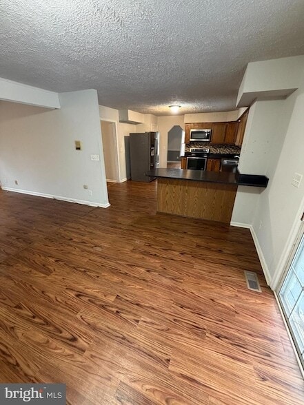 Photo - 4 Bryant Blvd