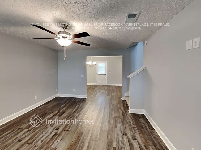 Photo - 838 Cedar Ln