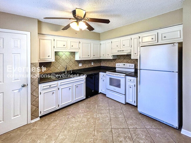 Photo - 5812 Brentwood Trace